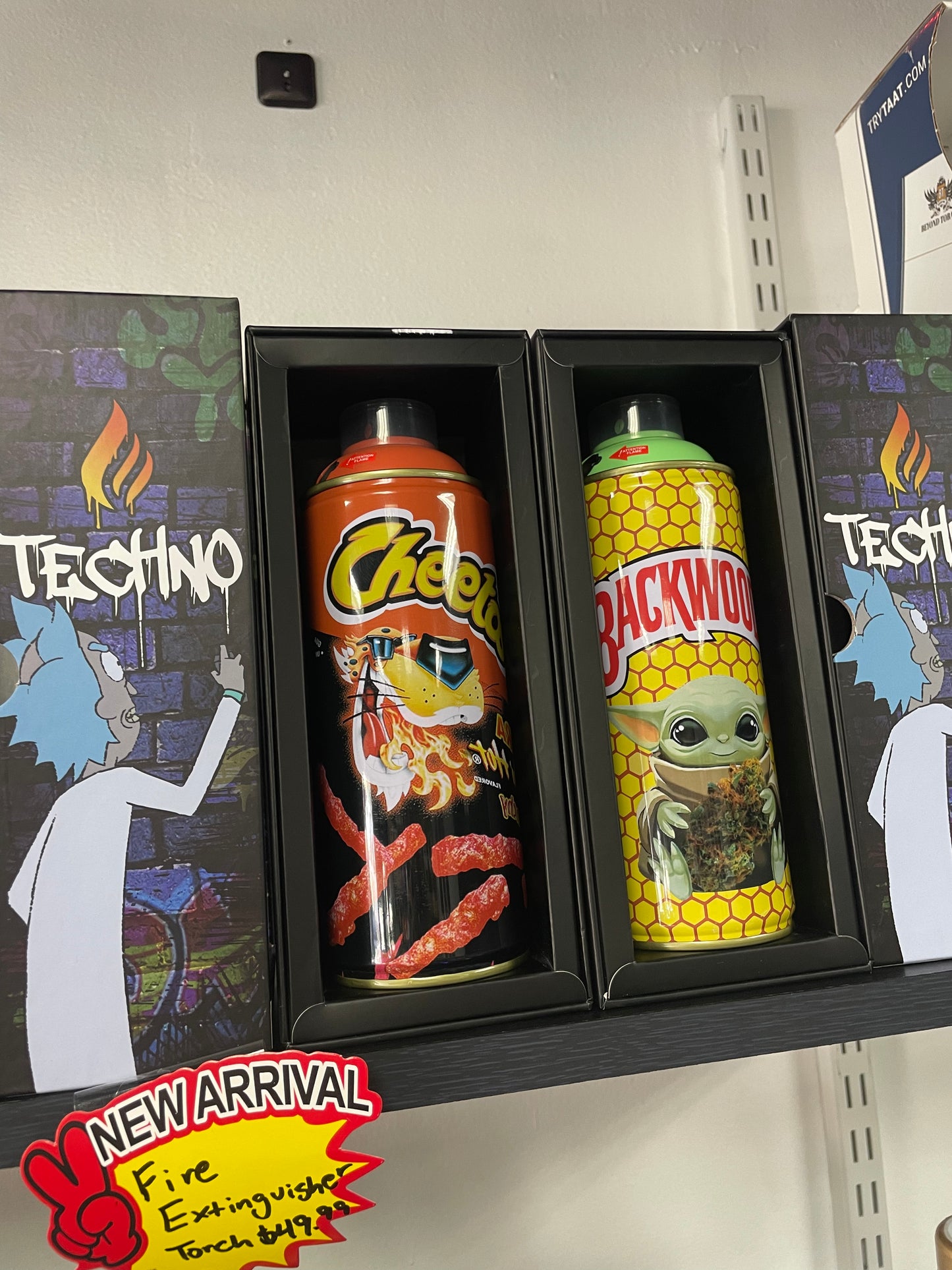 Techno spray can torch